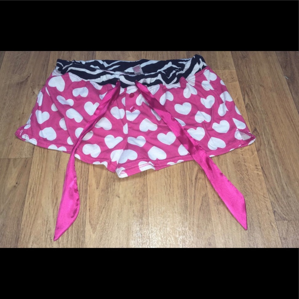 Cute Flame Resistant Sleepwear for Girls!